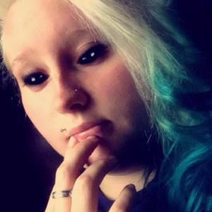 Meet your Posher, Connie